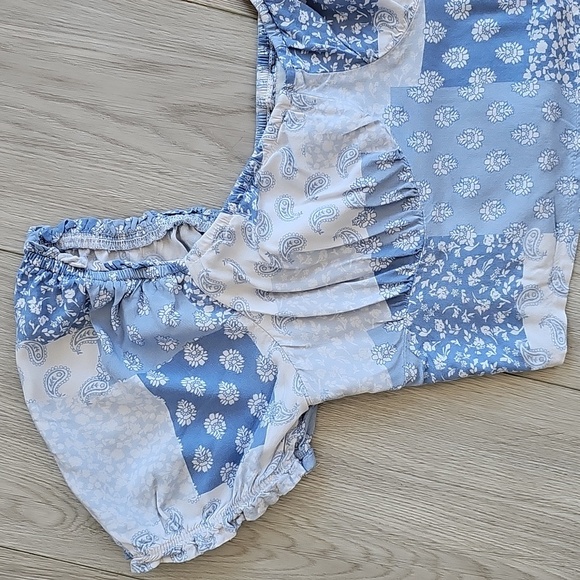 Hollister Coastal Cowgirl Patchwork Paisley Viscose Smocked Crop Top Small - Picture 2 of 12